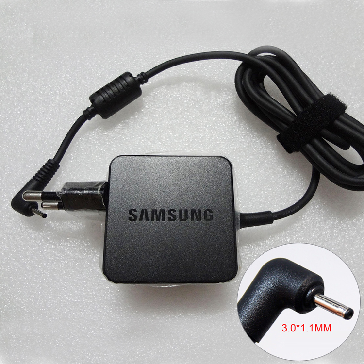 Samsung NP110S1K-K01CN Caricabatterie / Alimentatore